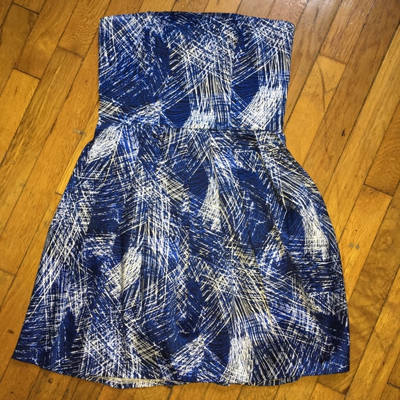 Aqua Dresses & Skirts - Aqua | Patterned Strapless Formal Dress